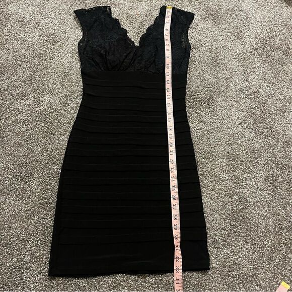 B. Darling Black Lace Top Dress size 3/4 - Picture 9 of 9